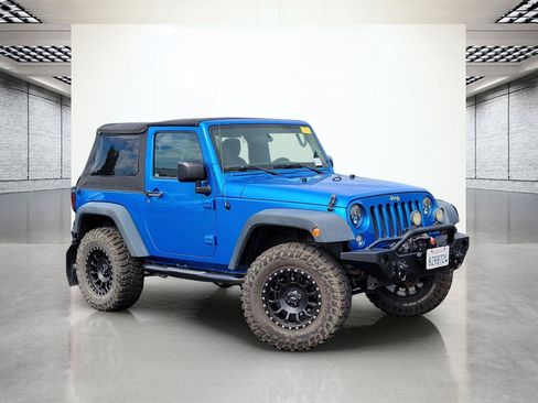 Used 2015 Jeep Wrangler Sport AWD/4WD image 2