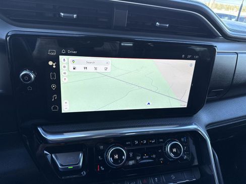 Used 2024 GMC Sierra 3500 Denali w/ Denali Reserve Package image 29