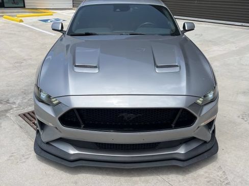 Used 2022 Ford Mustang GT Premium RWD image 2