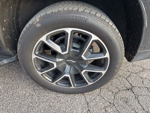 Used 2025 Chevrolet Tahoe RST w/ RST Capability Package image 16