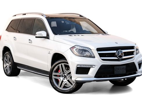 Used 2015 Mercedes-Benz GL 63 AMG 4MATIC w/ Accessory Chrome Package image 6