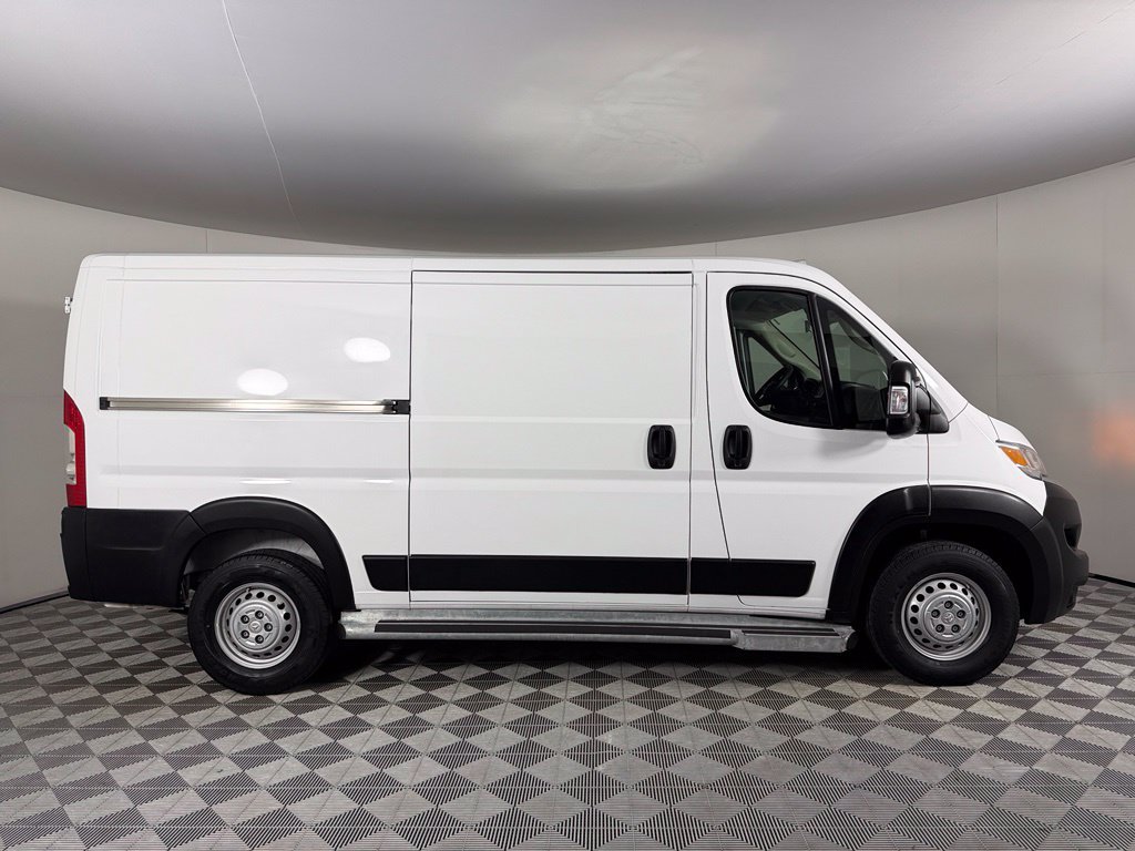 Used 2025 RAM ProMaster 2500 w/ U-Haul Equipment Group FWD image 7