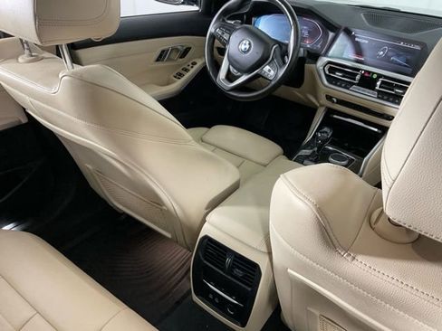 Used 2020 BMW 330i xDrive Sedan w/ Premium Package image 33