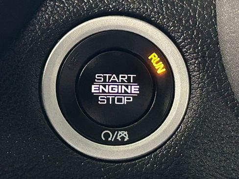 Used 2025 RAM 3500 Laramie image 26