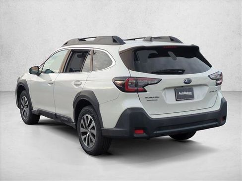 Certified 2023 Subaru Outback Premium image 7