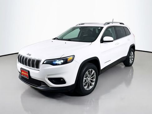 Used 2021 Jeep Cherokee Latitude Lux w/ Comfort/Convenience Group AWD/4WD image 3