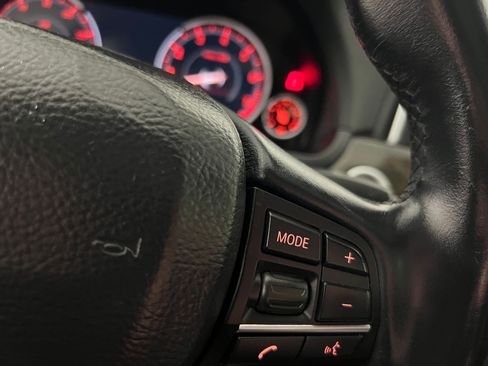 Used 2015 BMW 740Li image 23