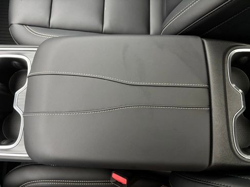 New 2026 GMC Acadia Elevation w/ Elevation Premium Package image 32