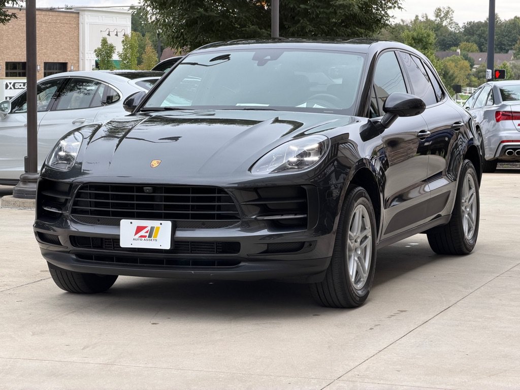 Used 2021 Porsche Macan AWD/4WD image 11