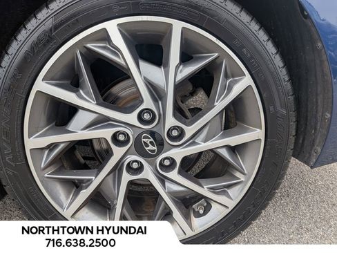 Used 2020 Hyundai Elantra Limited w/ Ultimate Package 03 image 45