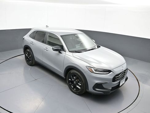 Used 2024 Honda HR-V Sport image 34