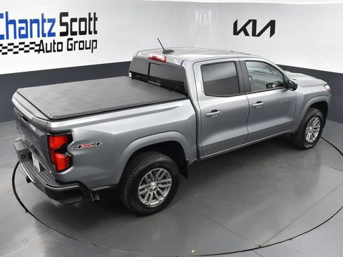 Used 2024 Chevrolet Colorado LT w/ LT Convenience Package III AWD/4WD image 13