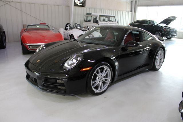 Used 2025 Porsche 911 Carrera RWD image 43