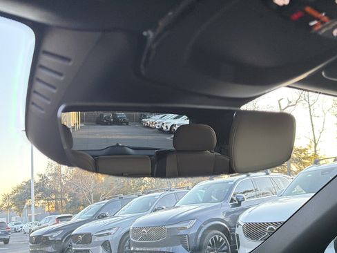 Used 2026 Volvo XC60 B5 Plus w/ Protection Package Premier image 27