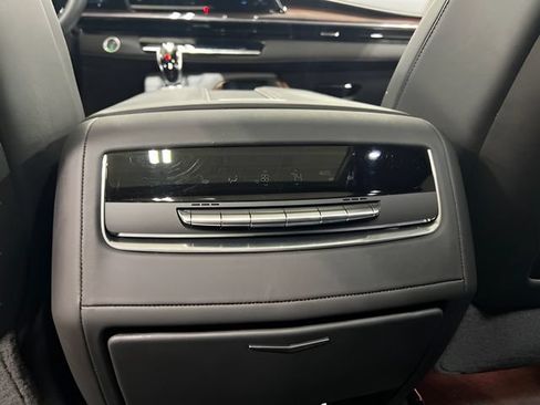 Used 2024 Cadillac Escalade Premium Luxury w/ LPO, Floor Liner Package AWD/4WD image 12