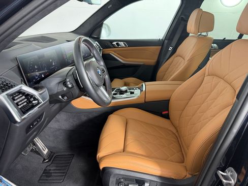 Used 2025 BMW X5 M60i AWD/4WD image 5
