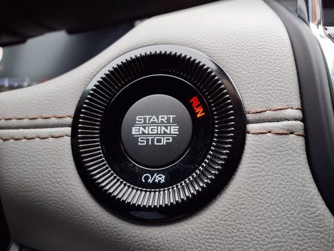 New 2026 Jeep Compass Limited w/ Sun, Sound & Navigation Group image 35