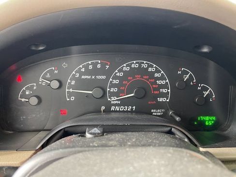 Used 2002 Ford Explorer XLT AWD/4WD image 5