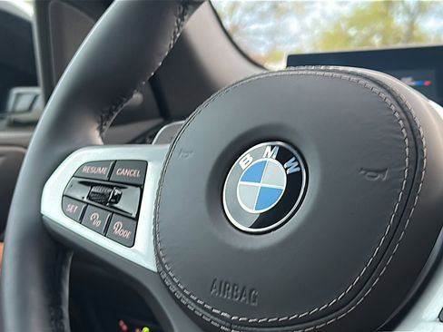 Certified 2025 BMW X5 xDrive40i w/ M Sport Package image 30