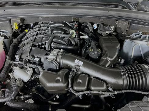 Used 2024 Jeep Grand Cherokee L Altitude image 32