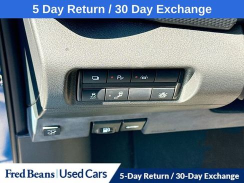 Used 2022 Nissan Kicks S w/ Interior Electronics Package FWD image 6