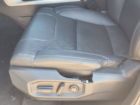 Used 2024 Toyota Tundra Limited w/ Power Package AWD/4WD image 27
