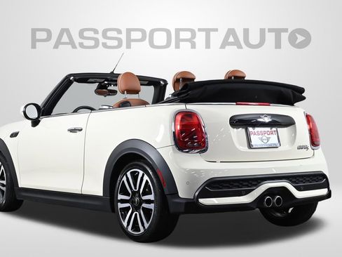 Certified 2023 MINI Cooper S image 8