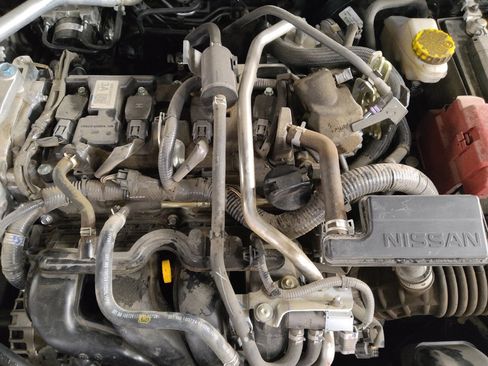 Used 2025 Nissan Sentra SV FWD image 30