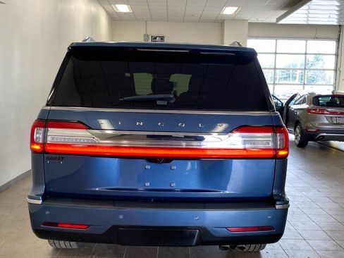Used 2019 Lincoln Navigator Reserve image 6