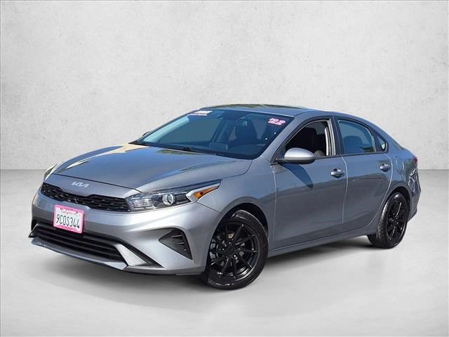 Used 2022 Kia Forte LXS FWD image 1