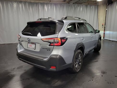 Used 2024 Subaru Outback Onyx Edition XT AWD/4WD image 8