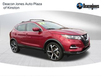 Used 2022 Nissan Rogue Sport SL image 1