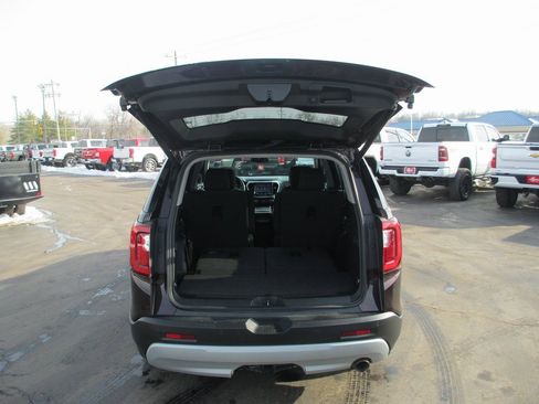 Used 2021 GMC Acadia SLE w/ Driver Convenience Package image 6