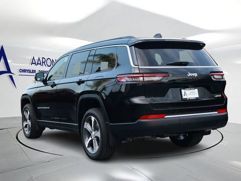 New 2026 Jeep Grand Cherokee L Limited RWD image 2