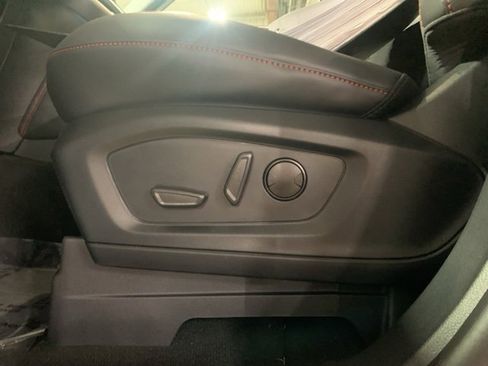 New 2026 Ford Explorer ST-Line w/ ST-Line Street Pack image 10