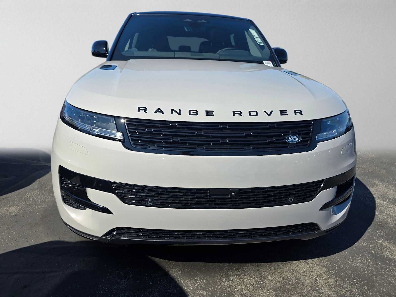 New 2027 Land Rover Range Rover Sport SE AWD/4WD image 8