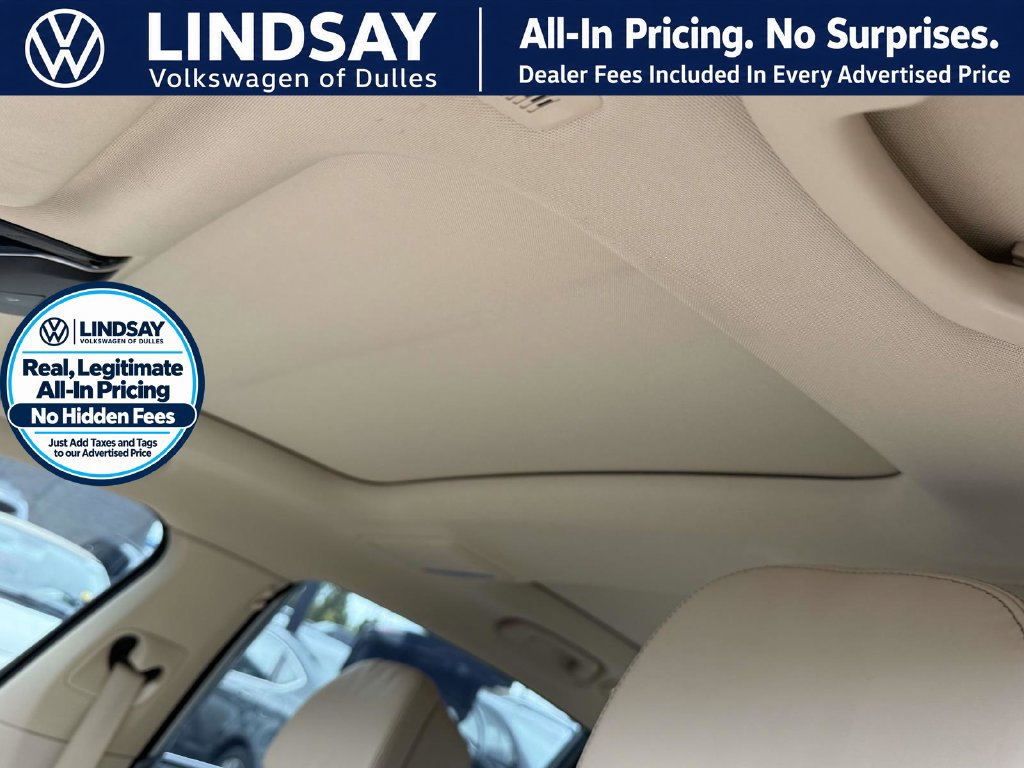 Used 2020 BMW 740i w/ Premium Package RWD image 16