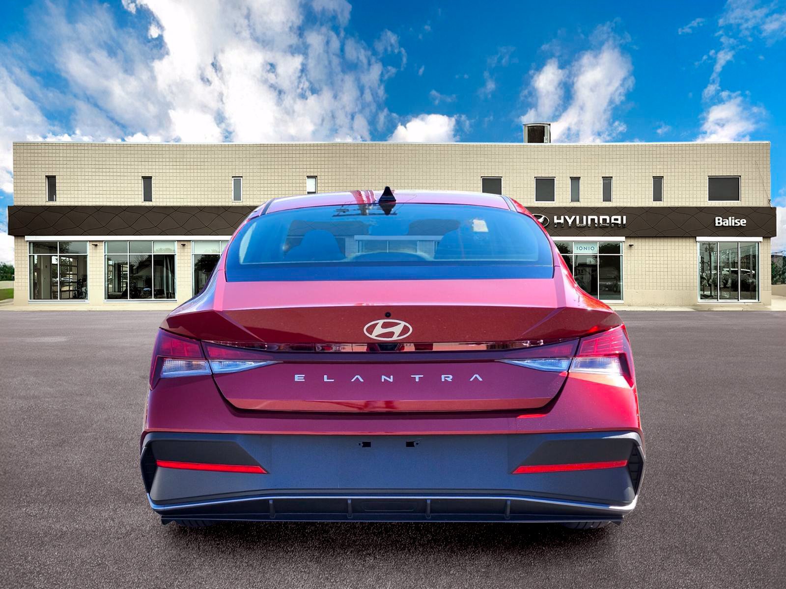 Certified 2026 Hyundai Elantra SE FWD image 4