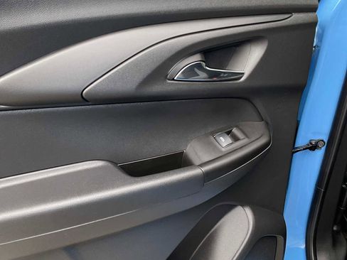 Used 2024 Chevrolet TrailBlazer LT w/ Convenience Package image 40