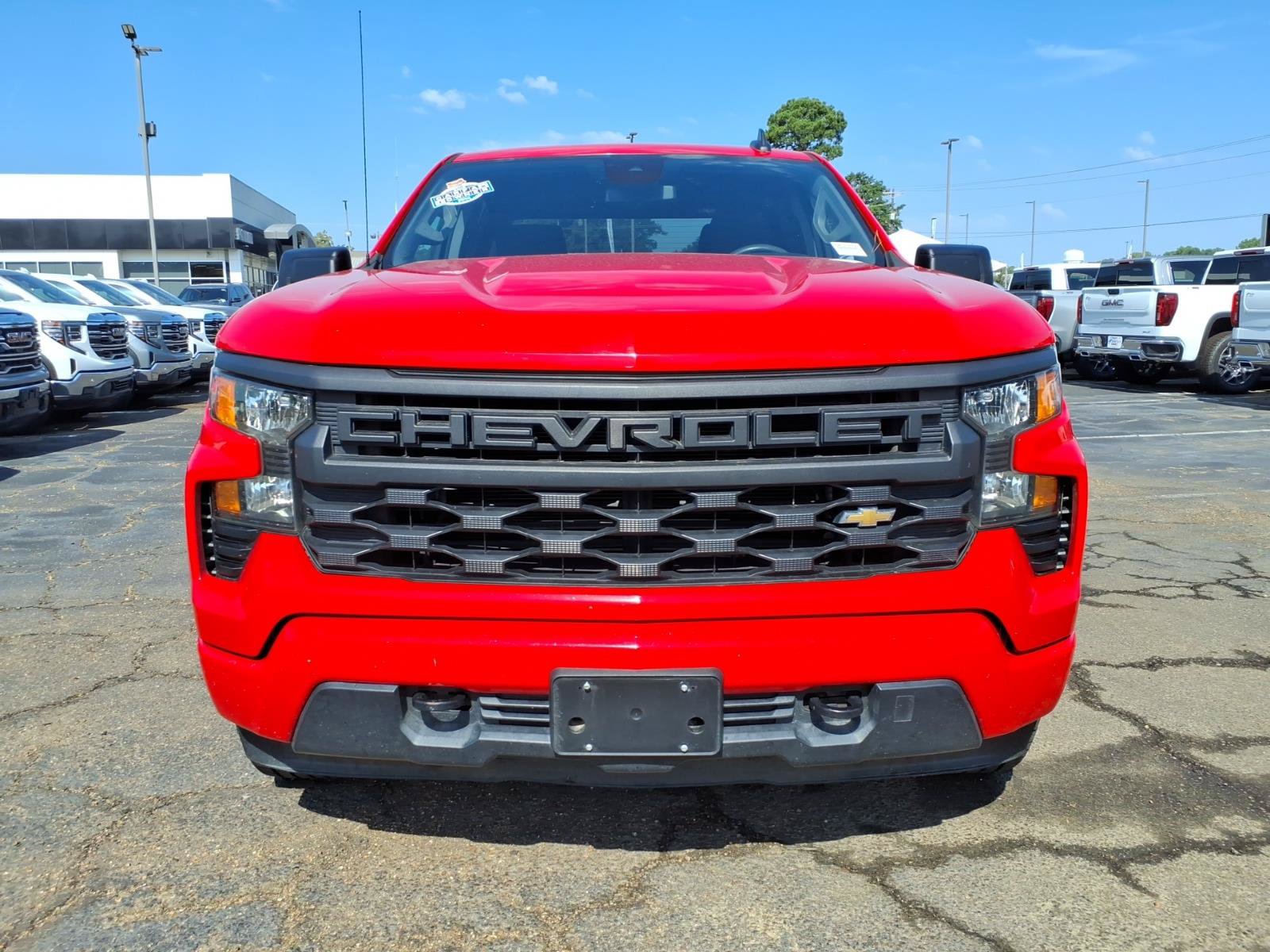 Used 2022 Chevrolet Silverado 1500 Custom AWD/4WD image 2