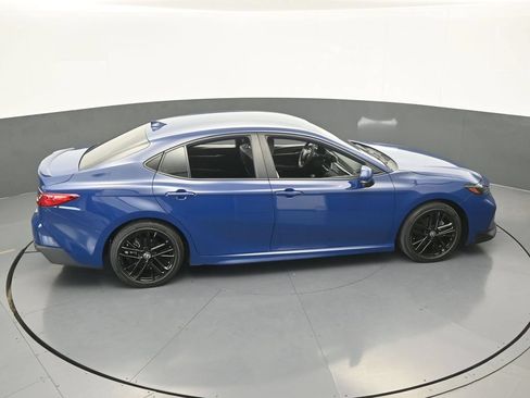 Used 2025 Toyota Camry SE FWD image 50