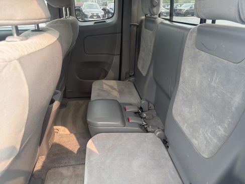 Used 2011 Toyota Tacoma 4x4 Access Cab V6 w/ SR5 Pkg #2 image 13