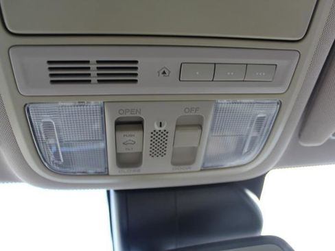 Used 2015 Honda Accord EX-L image 35