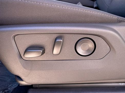 New 2026 Chevrolet Silverado 1500 LT image 25