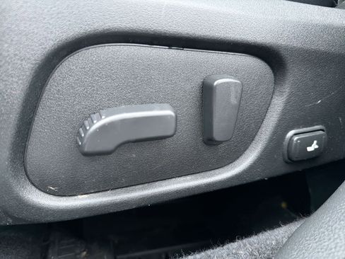 Used 2018 Subaru Forester 2.5i Limited image 18