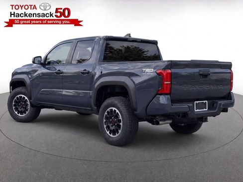 Used 2024 Toyota Tacoma TRD Off-Road AWD/4WD image 3