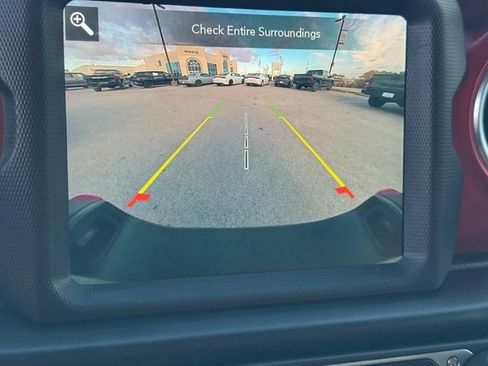 Used 2022 Jeep Gladiator Rubicon w/ LED Lighting Group image 25