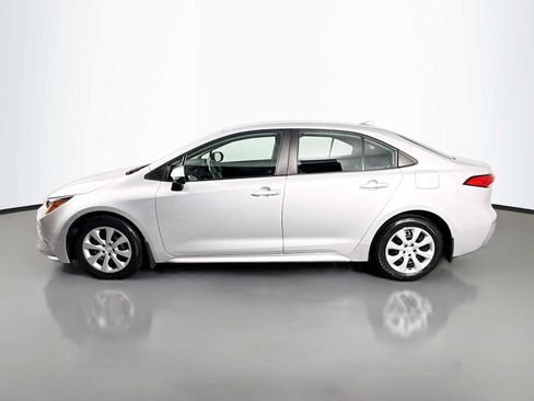 Used 2023 Toyota Corolla LE FWD image 4