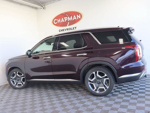 Used 2024 Hyundai Palisade Limited FWD image 3