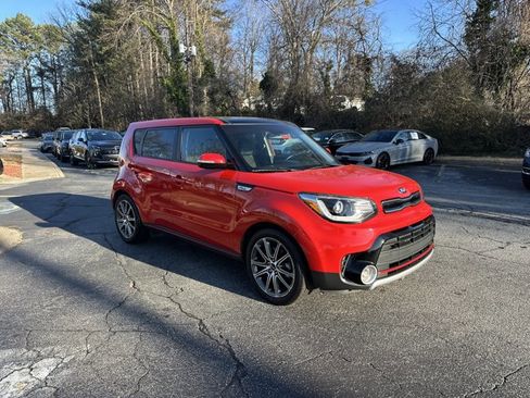 Used 2018 Kia Soul ! w/ Tech Package image 4